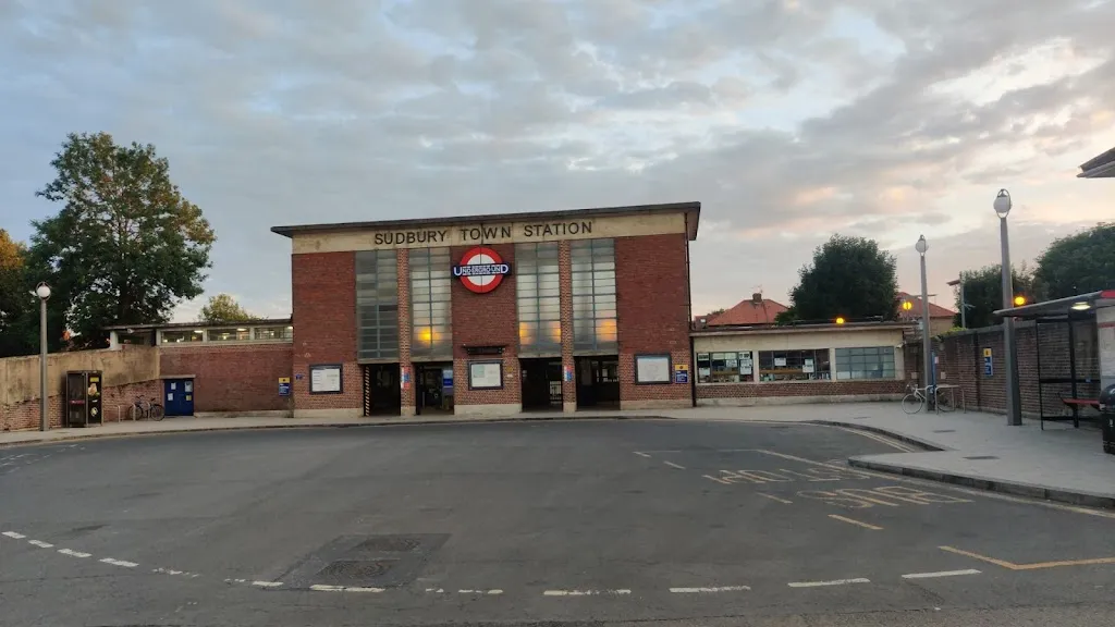Sudbury Town Station (Stop B)