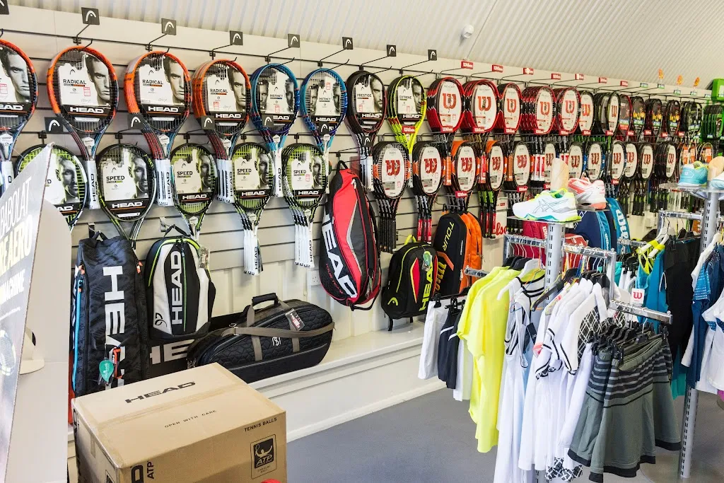 TENNiSYS : Racquet Sales, Restringing and Service Centre