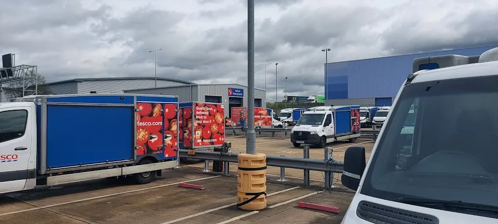 Tesco dotcom Enfield