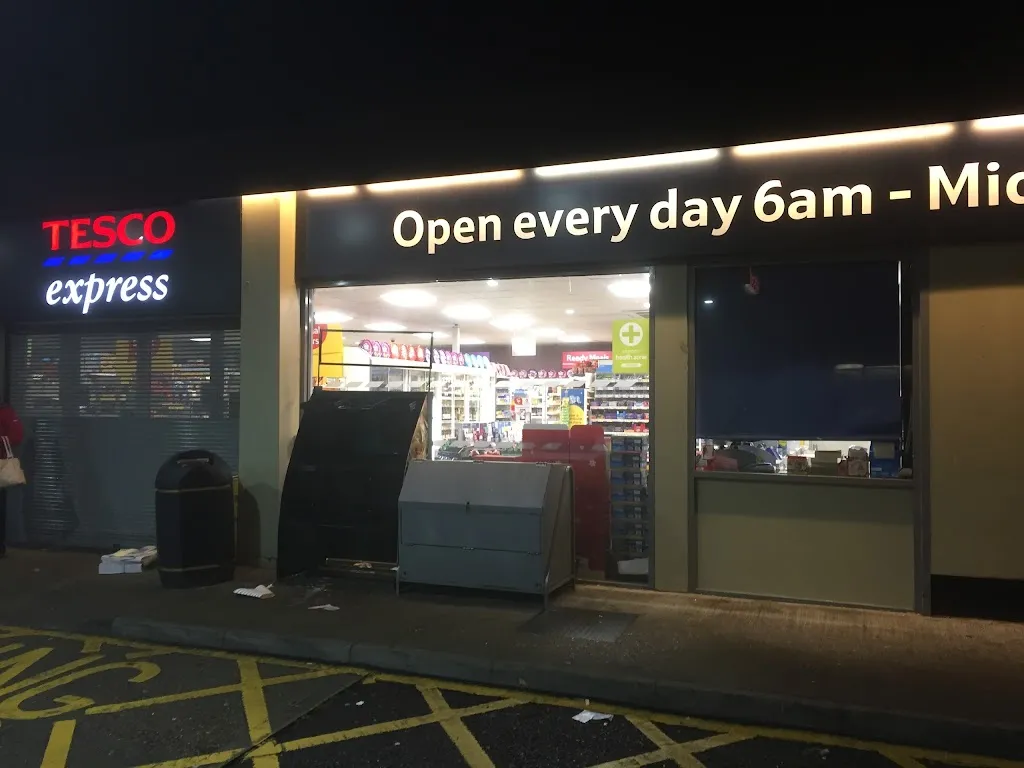 Tesco Esso Express