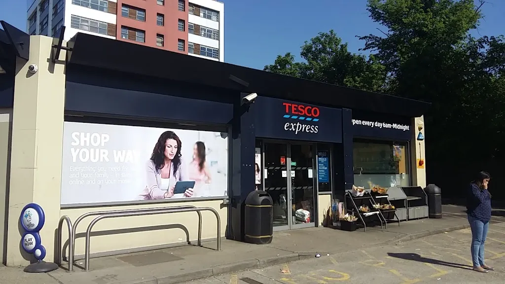 Tesco Esso Express