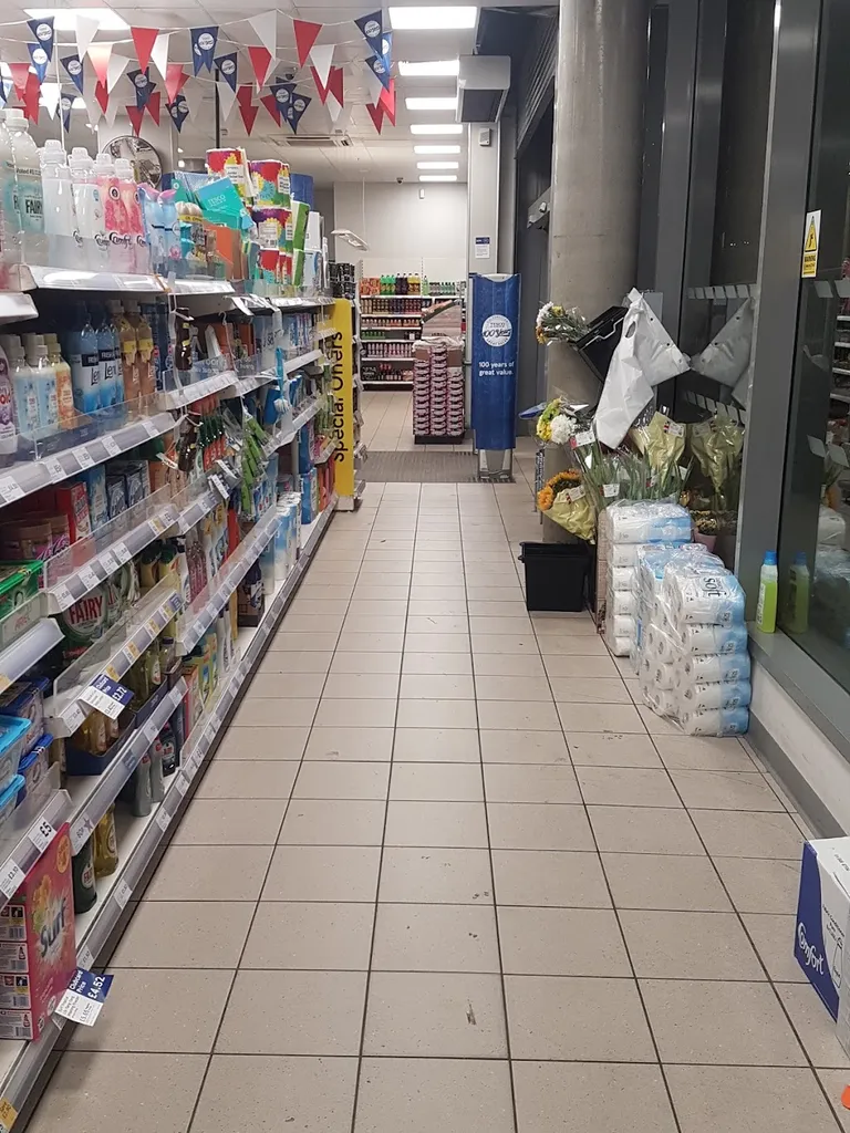 Tesco Express