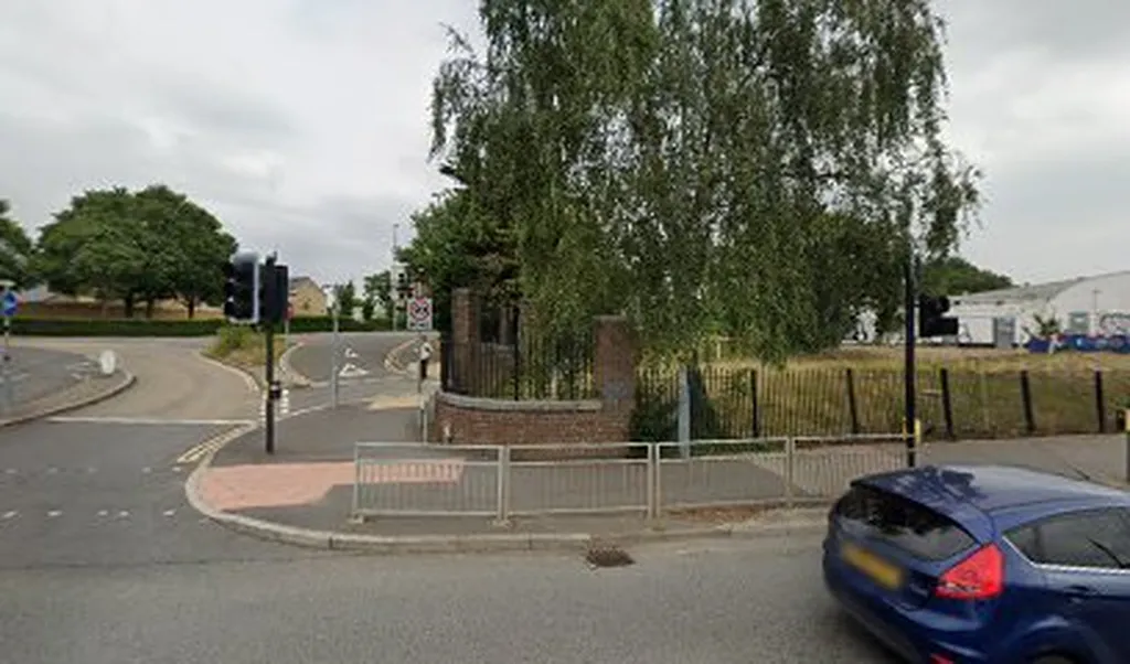 The Greenway (Stop BD)