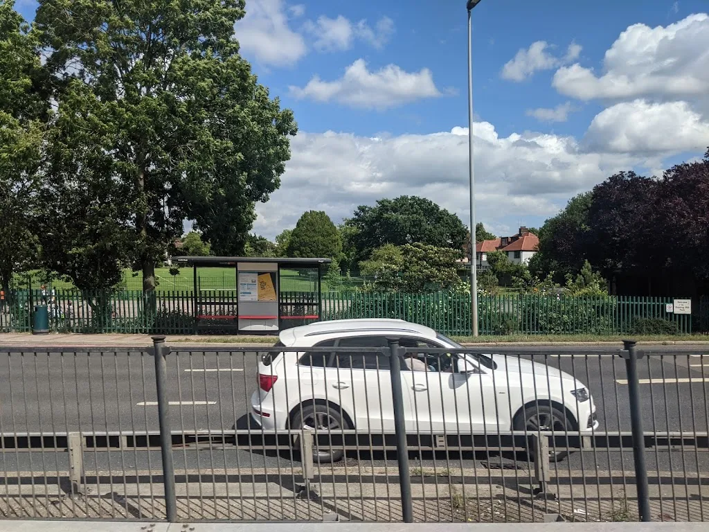 The Vale Cricklewood (Stop W)