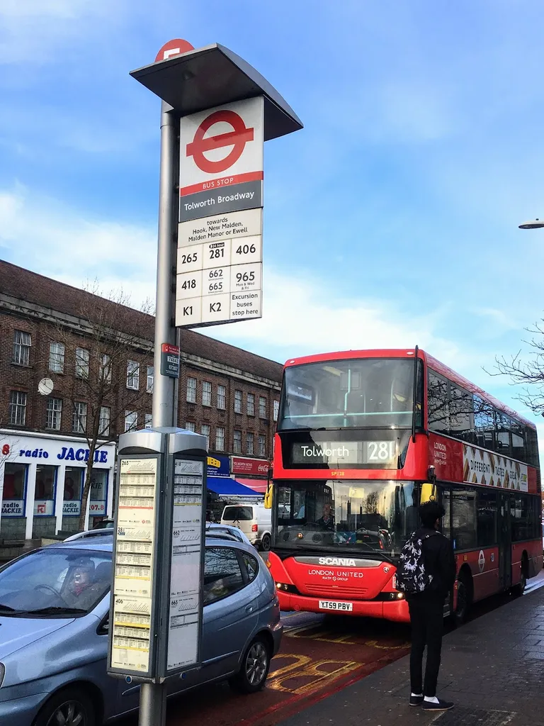 Tolworth Broadway (Stop F)