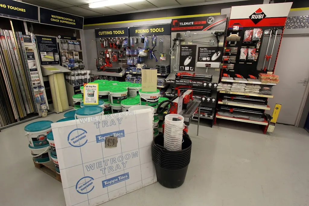 Topps Tiles Chingford - SUPERSTORE