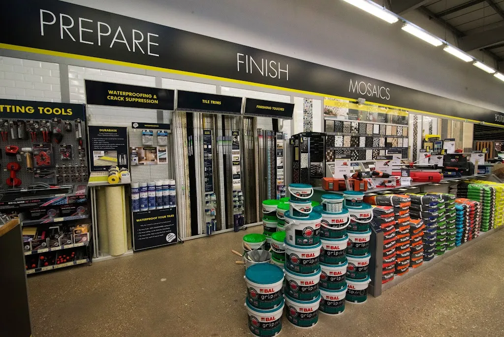 Topps Tiles Romford - SUPERSTORE