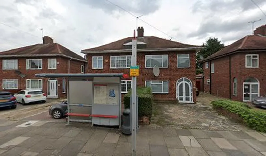 Townson Avenue (Stop J)