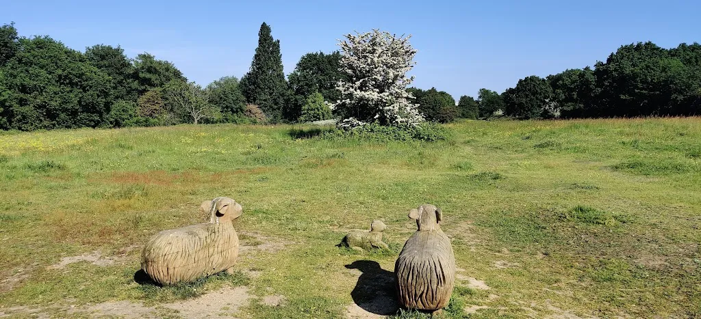 Tree Sheep statues