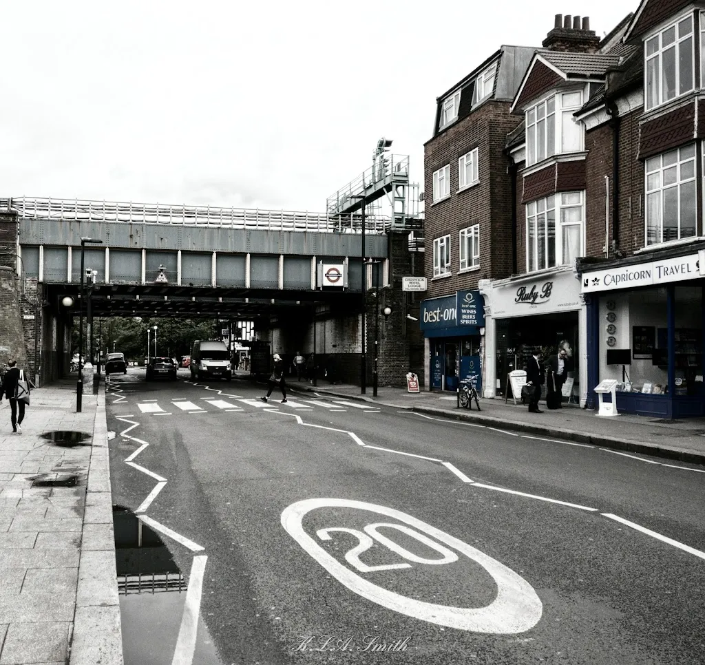 Turnham Green (Stop JJ)