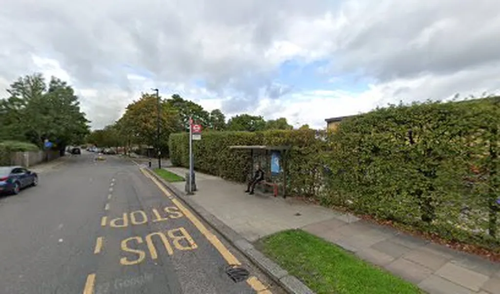Twyford Abbey Road (Stop D)