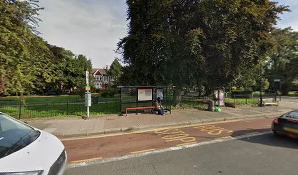 Twyford Avenue Acton (Stop EV)