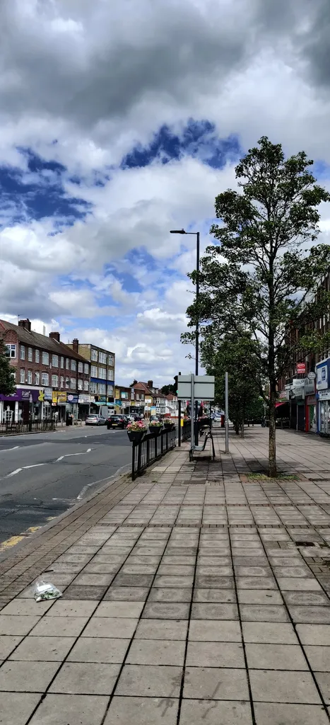 Upton Gardens (Stop LL)