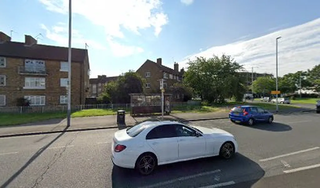 Victoria Road