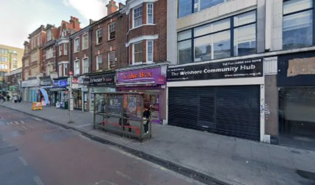 West Ealing Broadway (Stop X)