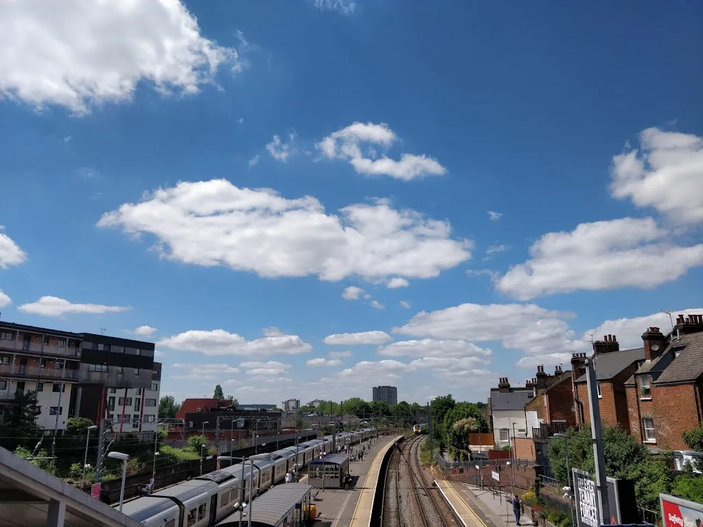 West Hampstead Thameslink Train Station - Thameslink Railway
