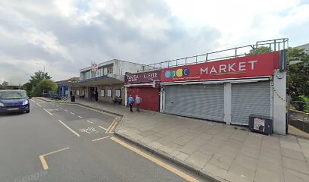 West Ruislip (Stop S)