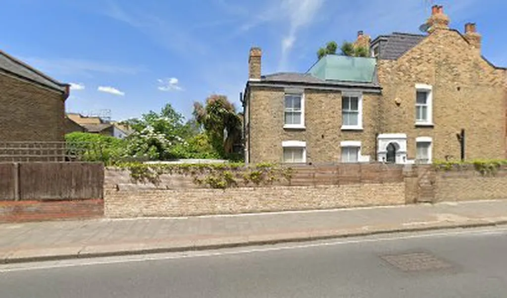 William Morris Way (Stop TW)