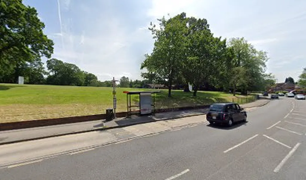 Wiltshire Lane (Stop A)