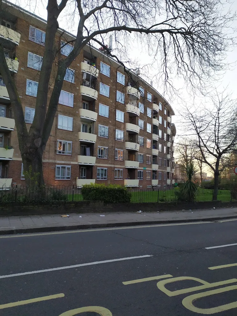 Woodchurch Road (Stop D)