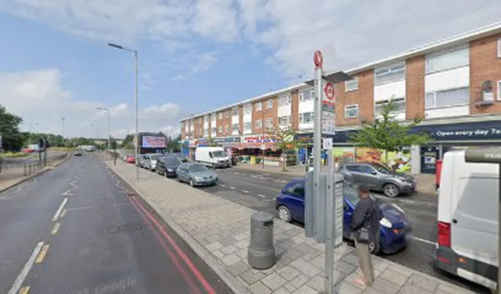 Yeading White Hart Roundabout (Stop V)
