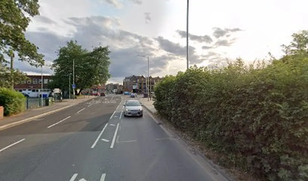 Yiewsley Library (Stop U)