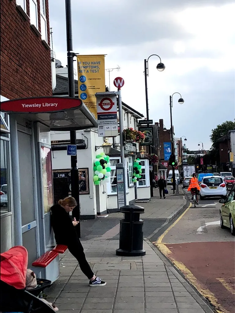 Yiewsley Library (Stop W)