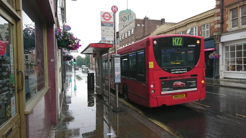 York Street Twickenham (Stop H)