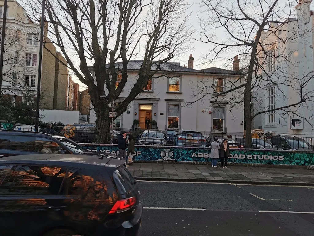 Abbey Road crossing