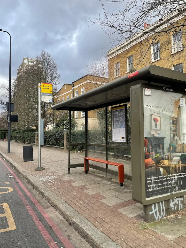 Albert Square (Stop J)