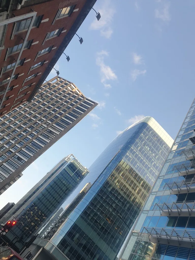 Aldgate East Station (Stop F)