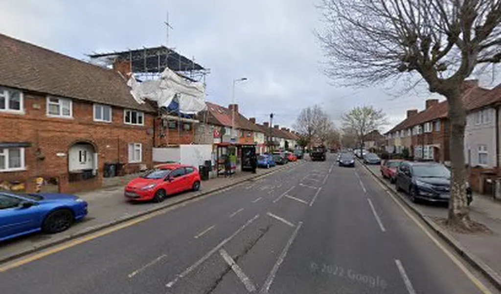 Arnold Road (Stop U)