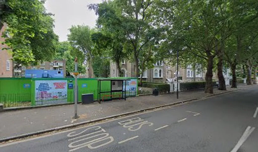 Balfour Road Crowfield House (Stop PW)