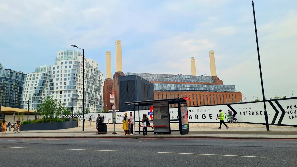 Battersea Park Station (Stop A)