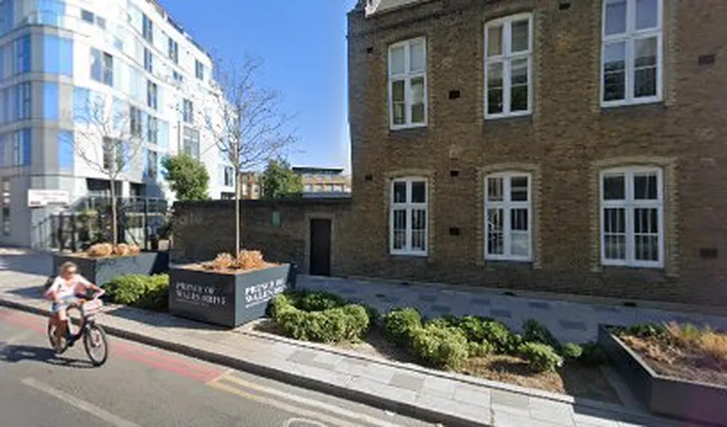 Battersea Park Station (Stop P)
