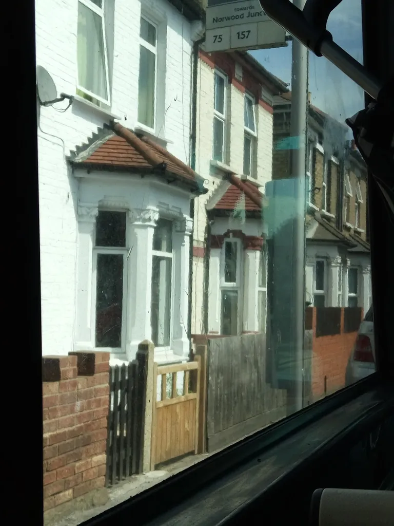 Beaconsfield Road (Stop K)