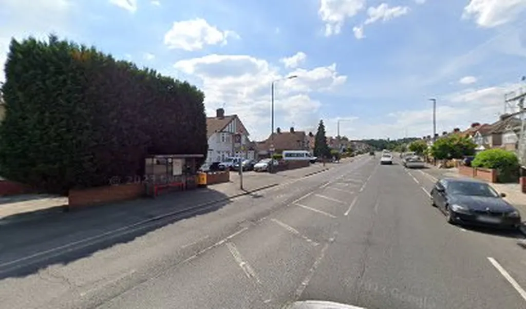 Bellegrove Road / Sherwood Road (Stop X)
