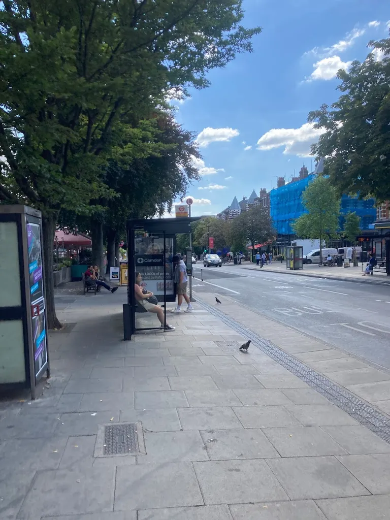 Belsize Park Station (Stop L)