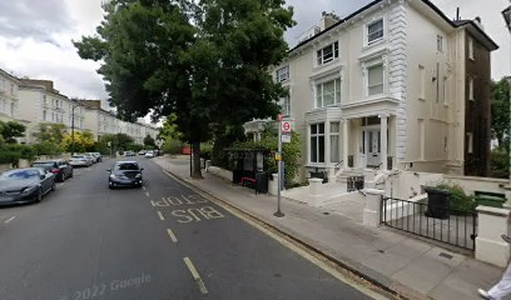 Belsize Square (Stop Y)
