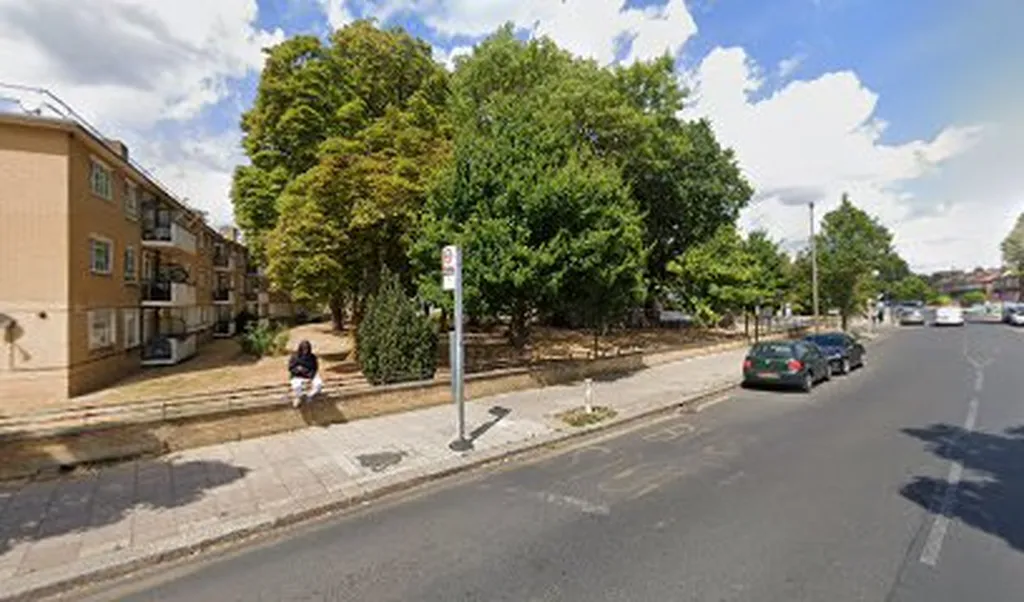 Belthorn Crescent