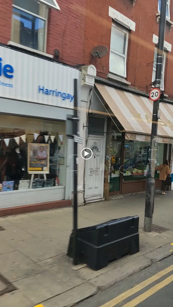 Beresford Road (Stop HJ)