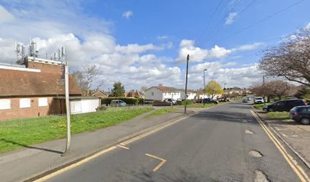Betchworth Way (Stop R)