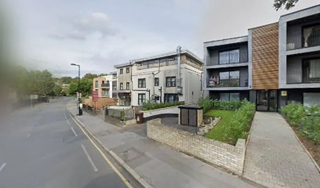 Birdhurst Gardens (Stop G)