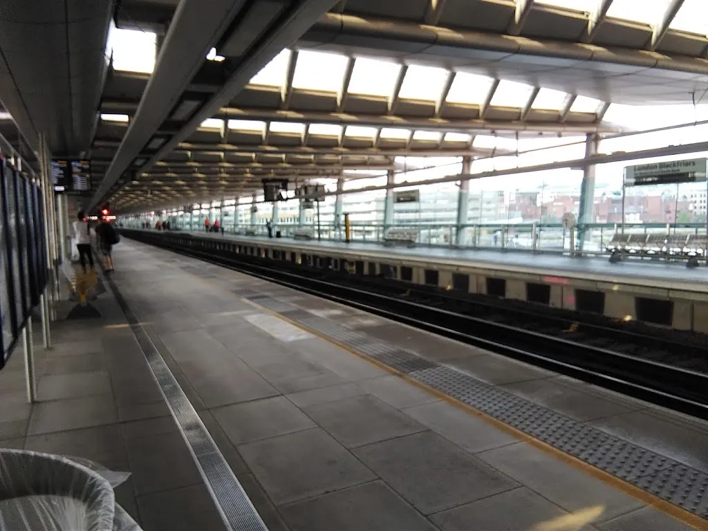 Blackfriars Station South Entrance (Stop D)