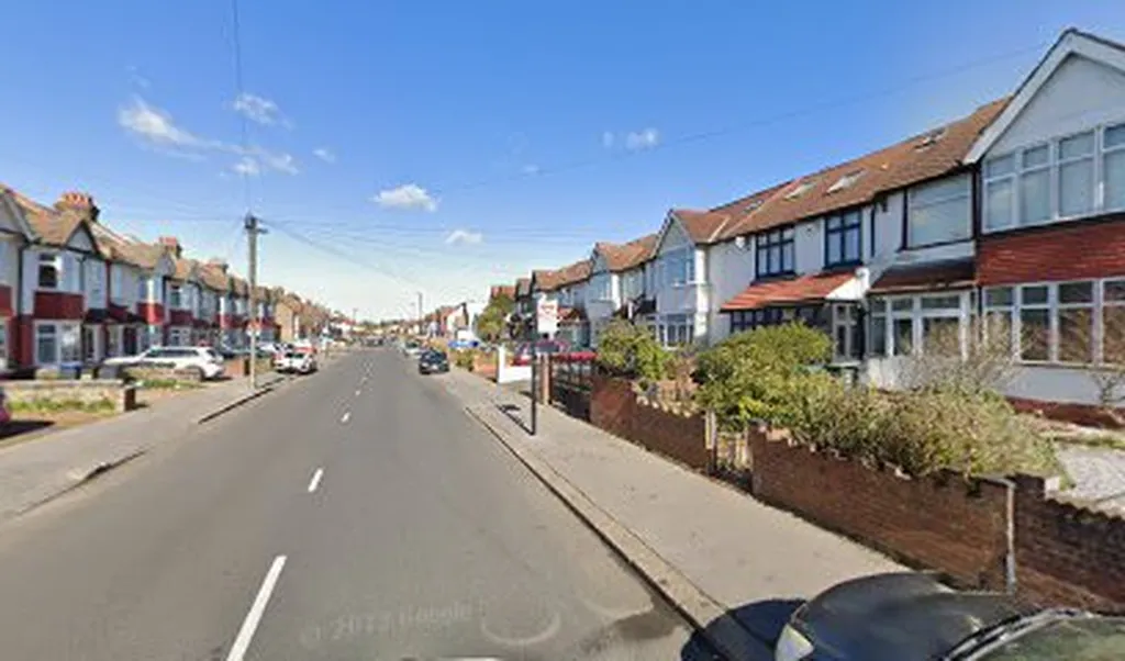 Braemar Avenue