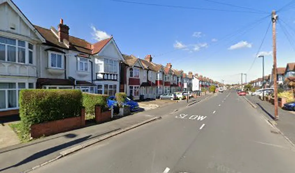 Braemar Avenue