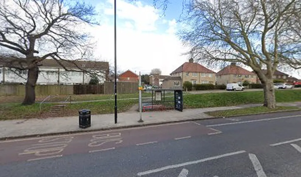 Broad Walk (Stop A)
