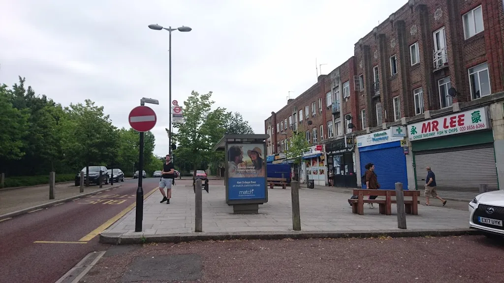 Brook Lane (Stop G)