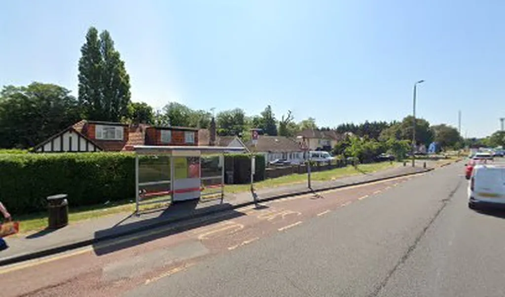 Broomwood Road St Paul's Cray (Stop Q)