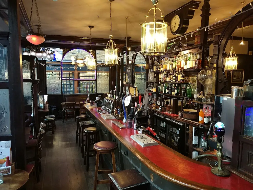 Camden Head